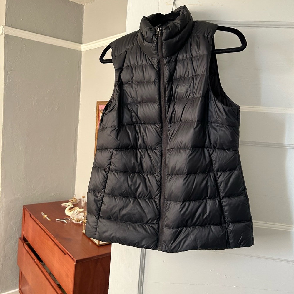 REI Women's Quilted Black Vest
